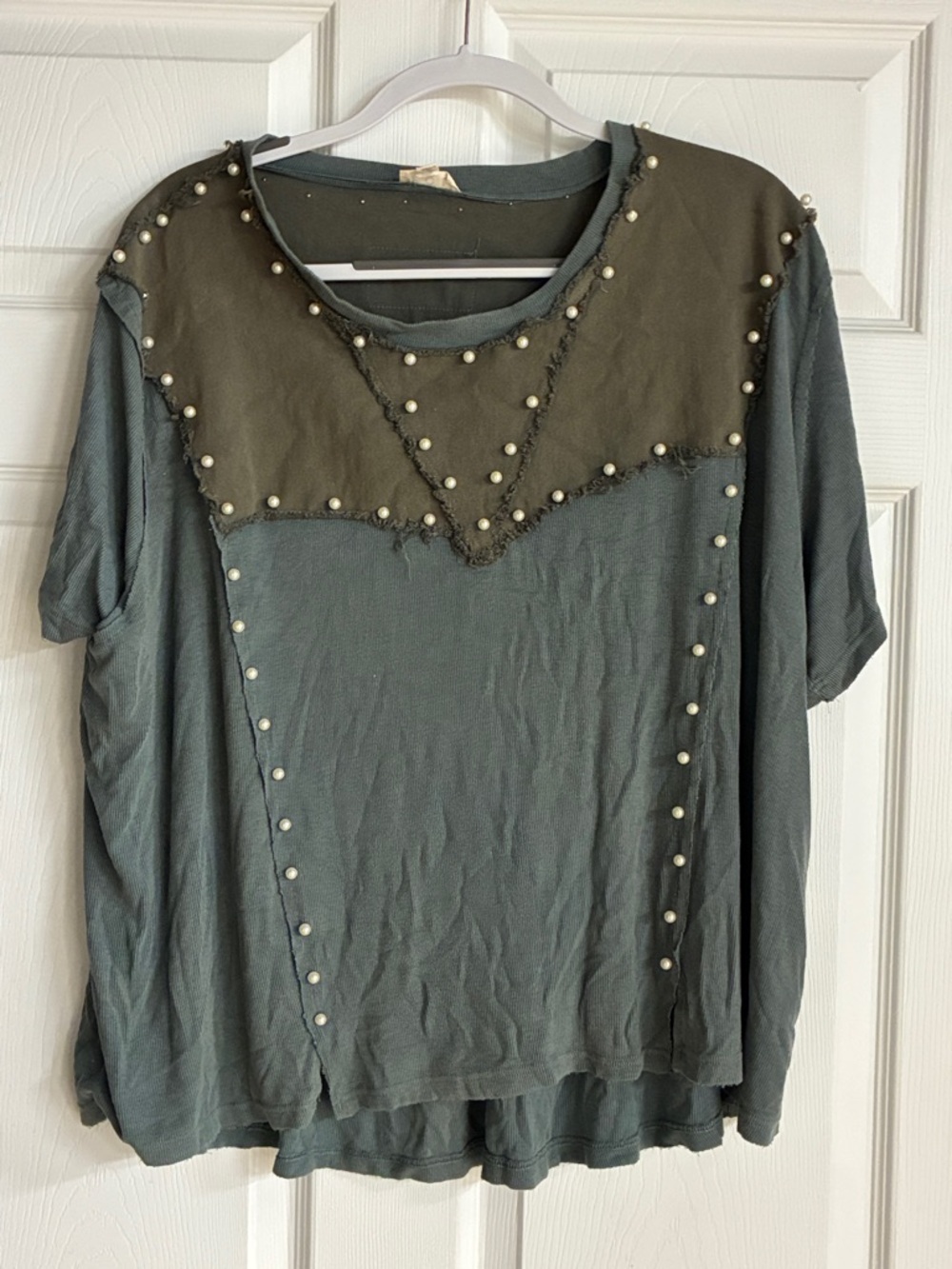 POL Olive & Sage Pearl-Trim Short Sleeve Tee